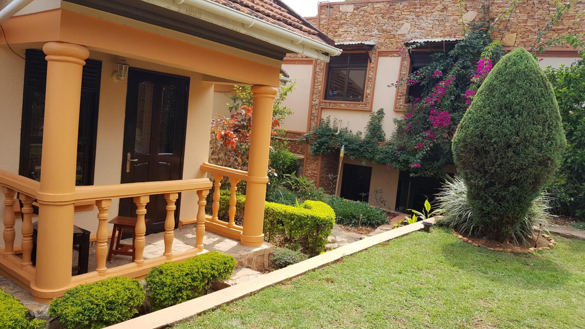 Keelan Ace Villas Καμπάλα Εξωτερικό φωτογραφία